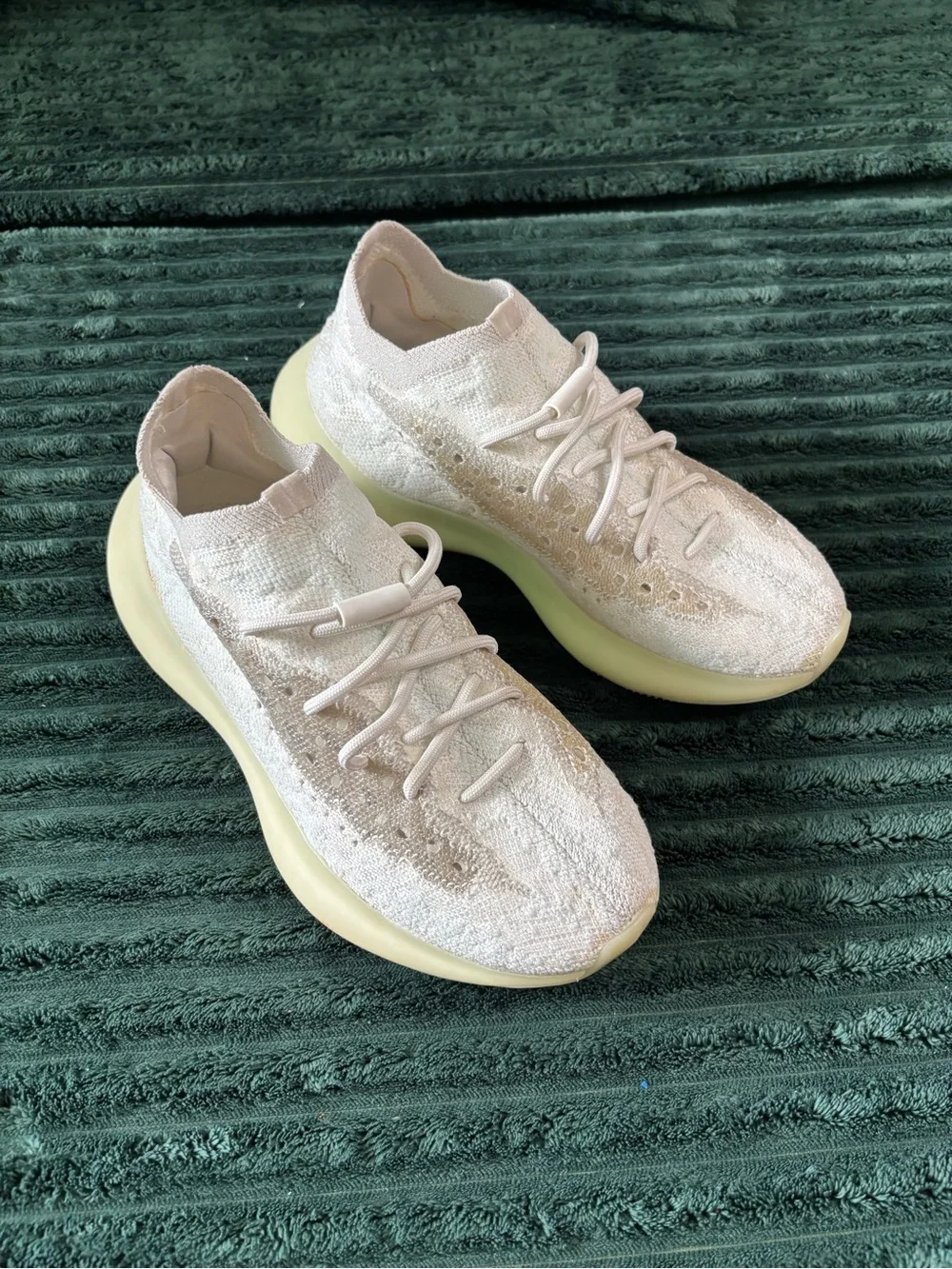 🔥Adidas Yeezy Boost 380 ‘Calcite Glow’ 2020 (GZ8668) Mens Size 8🔥